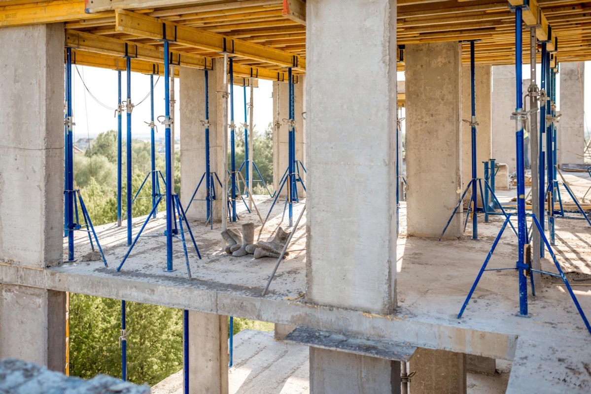 Site engineers reviewing a pour on a live construction project